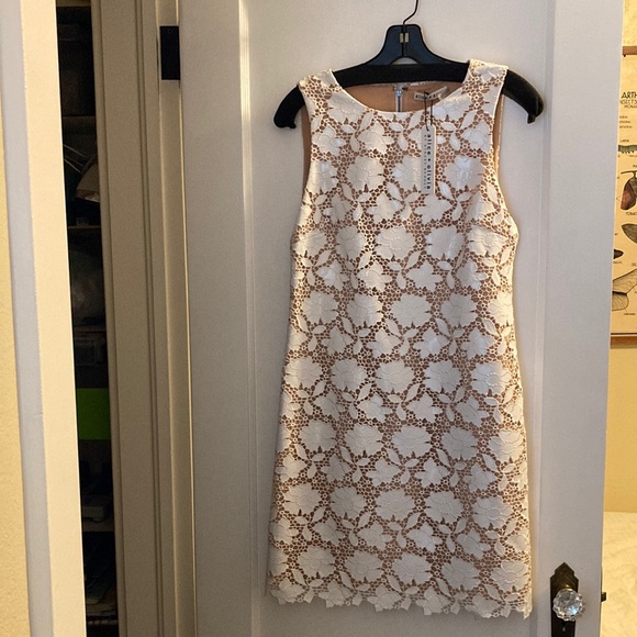 MOD Dress - Picture 1 of 5